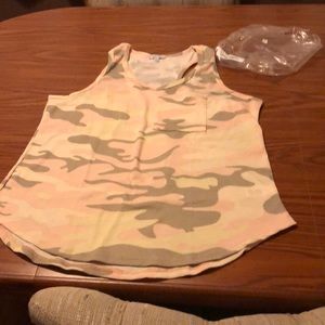 White Birch Sz L Camo Tank Top NWOT.